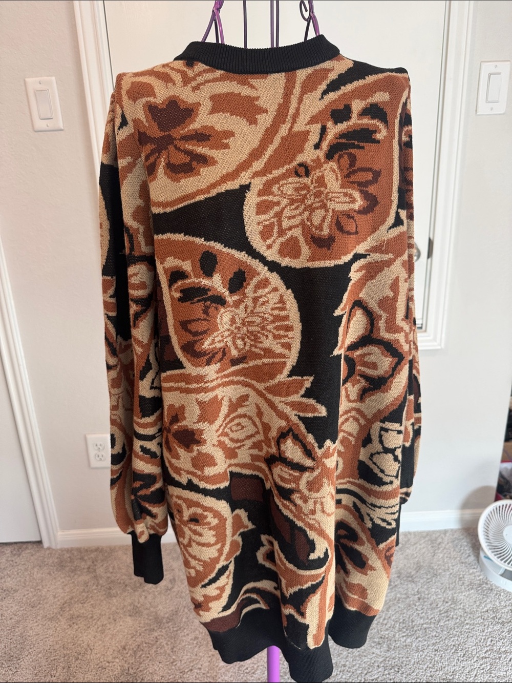 Vici Paisley-Print Crewneck Sweater in Brown, Tan and Black